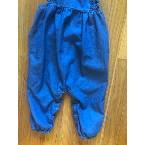 Old NavyRompers  and Shoes 12/18 mos - Picture 9 of 10